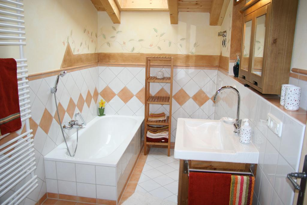 Haus Rosenrot Apartamento Bischofswiesen Quarto foto